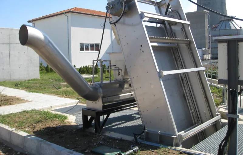 Industrial Water Recycling and Reuse